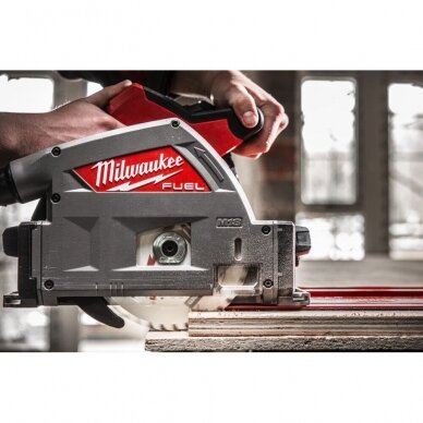 Akumuliatorinis diskinis pjūklas Milwaukee M18 FPS55-0P 8