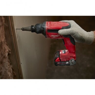 Akumuliatorinis juostinis suktuvas Milwaukee M18 FSG-0X 2