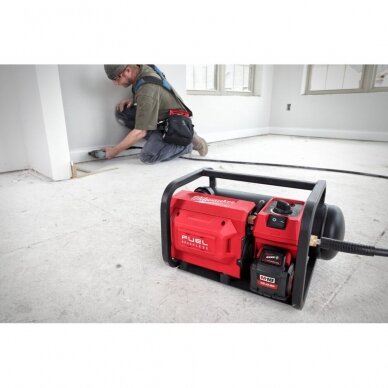 Akumuliatorinis oro kompresorius Milwaukee M18 FAC-0 6