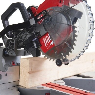 Akumuliatorinės pjovimo staklės Milwaukee M18 FMS190-0 4