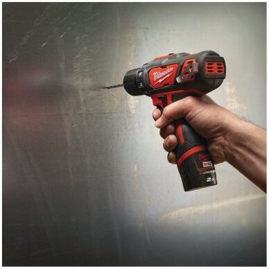 Akumuliatorinis gręžtuvas Milwaukee M12 BDD-202C 9