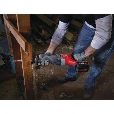 Akumuliatorinis tiesinis pjūklas Milwaukee M18 BSX-0 4