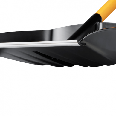 Sniego stūmiklis Fiskars X-series 2