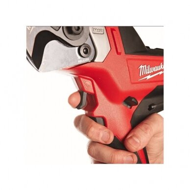 Akumuliatorinis kabelių kirptuvas Milwaukee M12CC-0 3